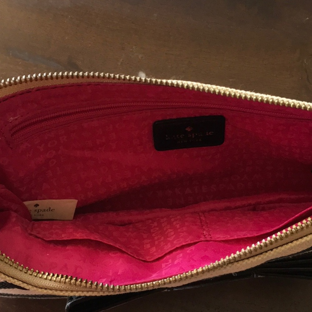 Kate Spade Patent Bow Crossbody - Picture 3 of 3